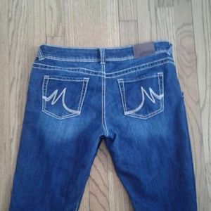 Maurice's bootcut jeans size 8